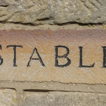 Stable Staintondale